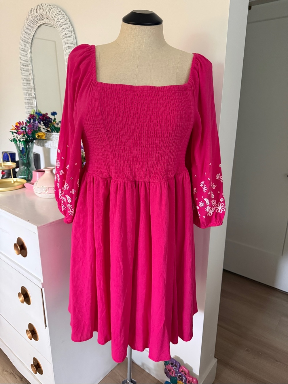 TORRID Size 2 Women’s Fuchsia Square-Neck Smocked Dress